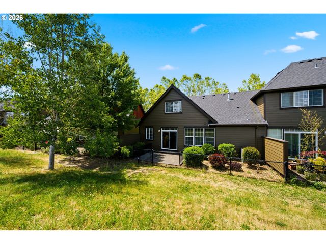 738 Ne 73RD Ave, Hillsboro, OR 97124