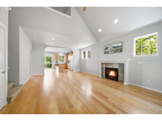 738 Ne 73RD Ave, Hillsboro, OR 97124