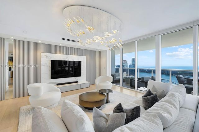 400 Alton Rd 2806, Miami Beach, FL 33139