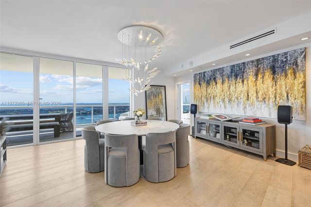 400 Alton Rd 2806, Miami Beach, FL 33139