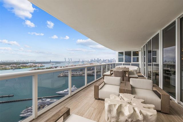 400 Alton Rd 2806, Miami Beach, FL 33139