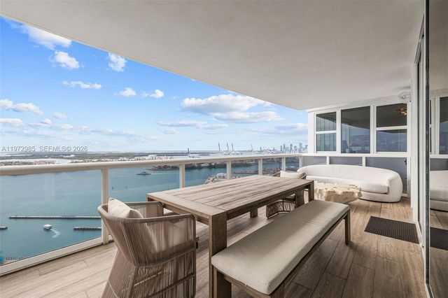 400 Alton Rd 2806, Miami Beach, FL 33139