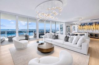 400 Alton Rd 2806, Miami Beach, FL 33139