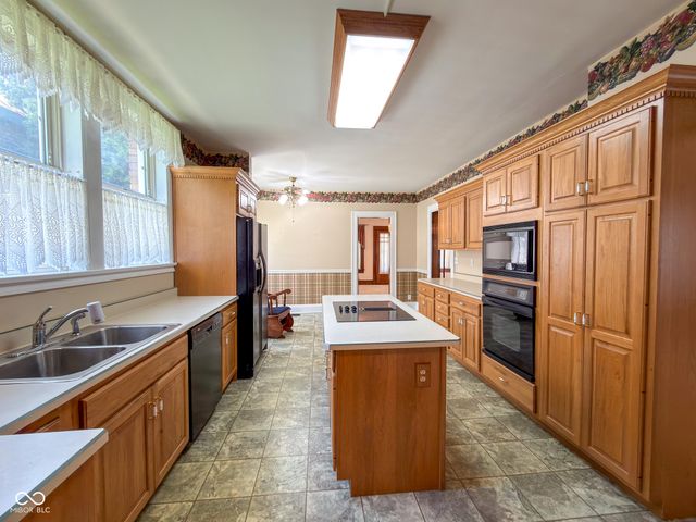 434 N Main Street, Rushville, IN 46173