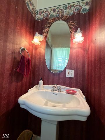 434 N Main Street, Rushville, IN 46173
