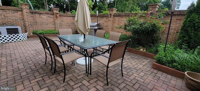 10952 BLOOMINGDALE DR, Rockville, MD 20852