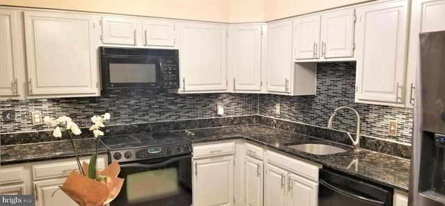 10952 BLOOMINGDALE DR, Rockville, MD 20852