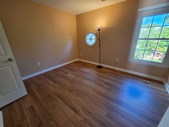10952 BLOOMINGDALE DR, Rockville, MD 20852