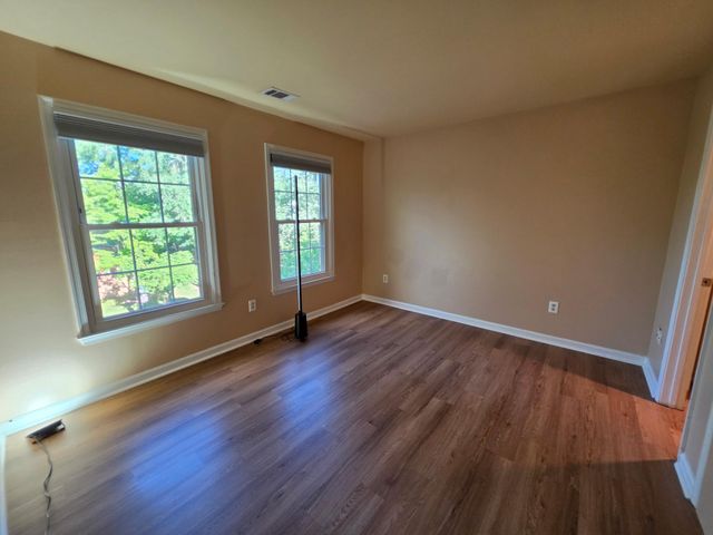 10952 BLOOMINGDALE DR, Rockville, MD 20852