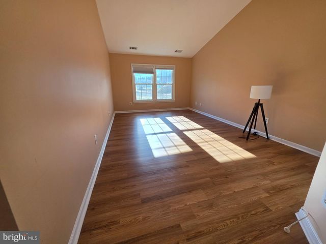 10952 BLOOMINGDALE DR, Rockville, MD 20852