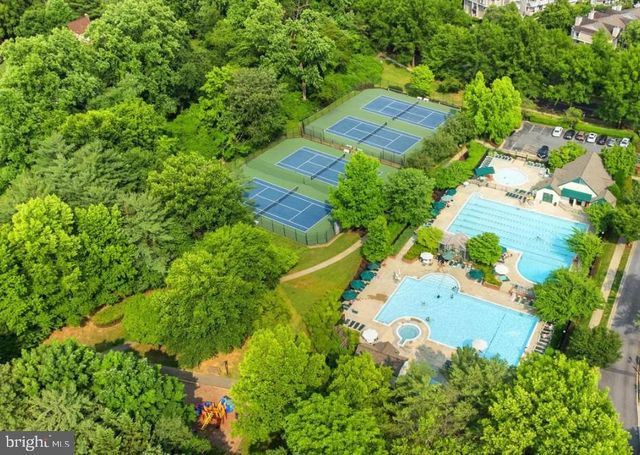10952 BLOOMINGDALE DR, Rockville, MD 20852