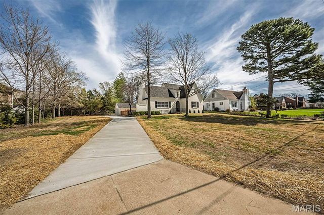 9931 Juengel Drive, Unincorporated, MO 63128