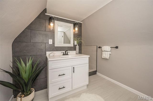 9931 Juengel Drive, Unincorporated, MO 63128