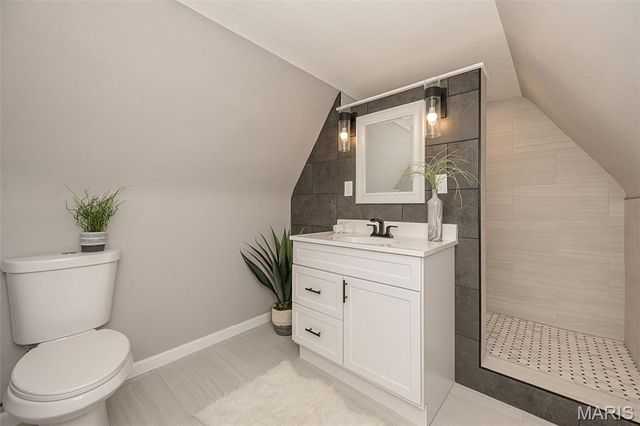 9931 Juengel Drive, Unincorporated, MO 63128