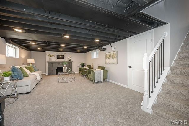 9931 Juengel Drive, Unincorporated, MO 63128