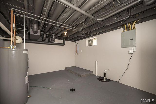 9931 Juengel Drive, Unincorporated, MO 63128