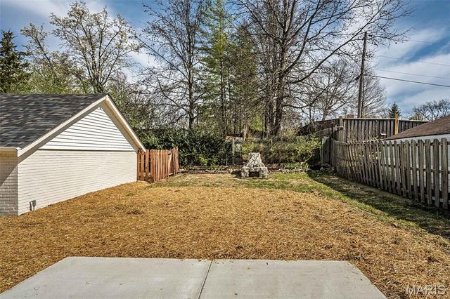 9931 Juengel Drive, Unincorporated, MO 63128