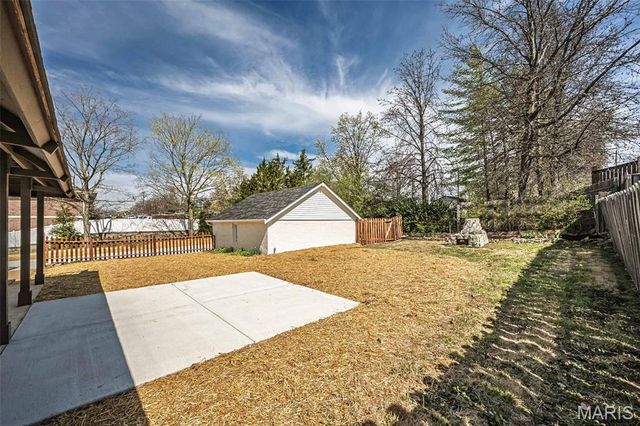 9931 Juengel Drive, Unincorporated, MO 63128