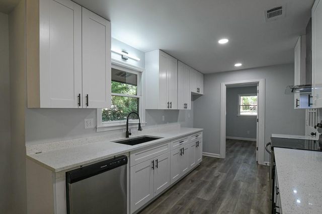 2568 Highland Drive SE, Conyers, GA 30013