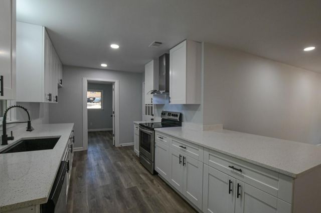 2568 Highland Drive SE, Conyers, GA 30013