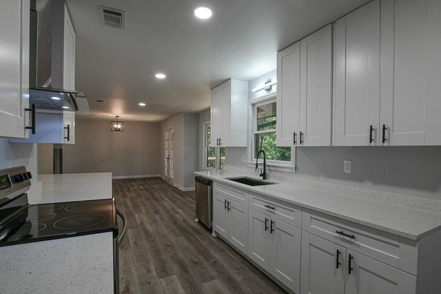2568 Highland Drive SE, Conyers, GA 30013