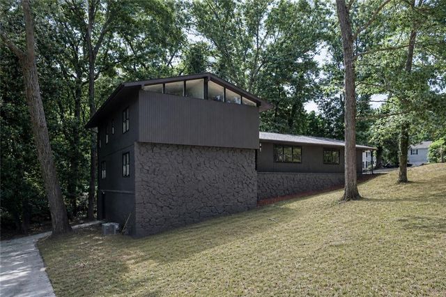 2568 Highland Drive SE, Conyers, GA 30013