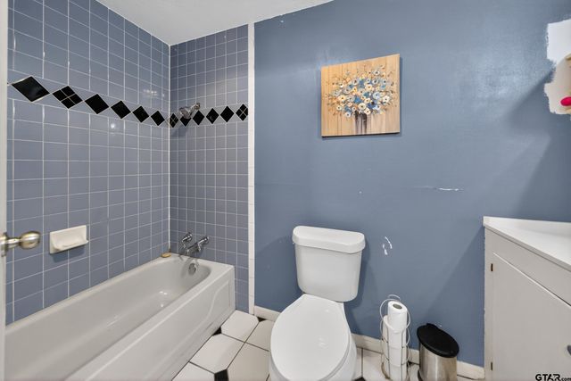 3165 Jackson Ave., Tyler, TX 75705