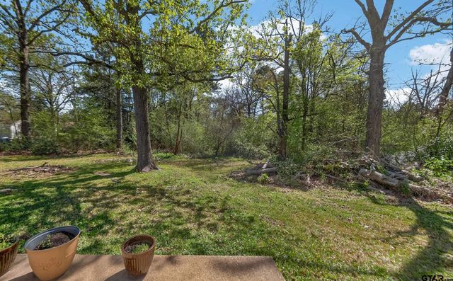 3165 Jackson Ave., Tyler, TX 75705