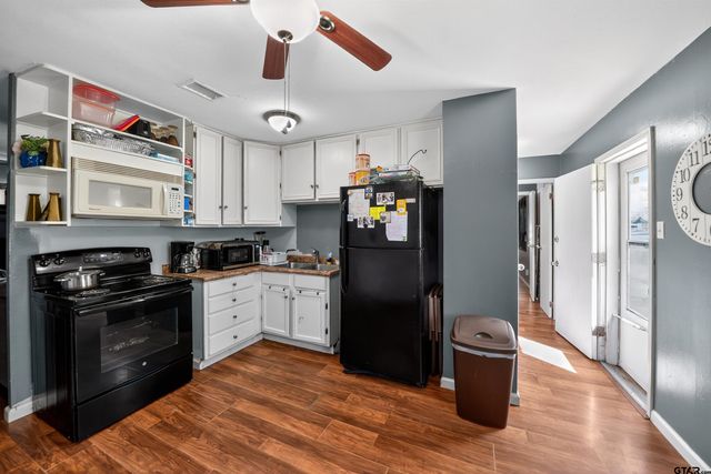 3165 Jackson Ave., Tyler, TX 75705