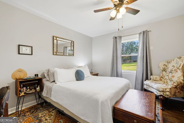 2371 Woodland Drive NW, Kennesaw, GA 30152