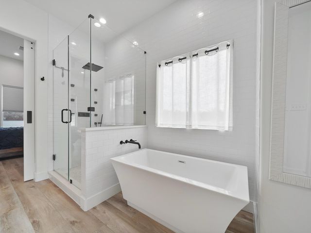 89 Cypress Bend, Huntsville, TX 77340