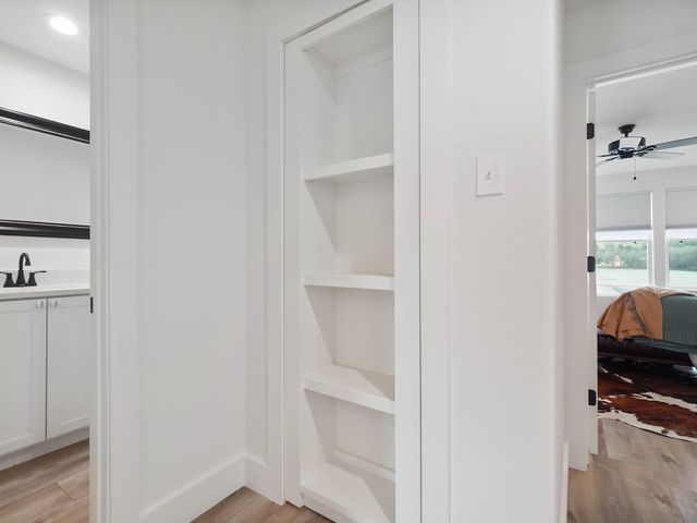 89 Cypress Bend, Huntsville, TX 77340