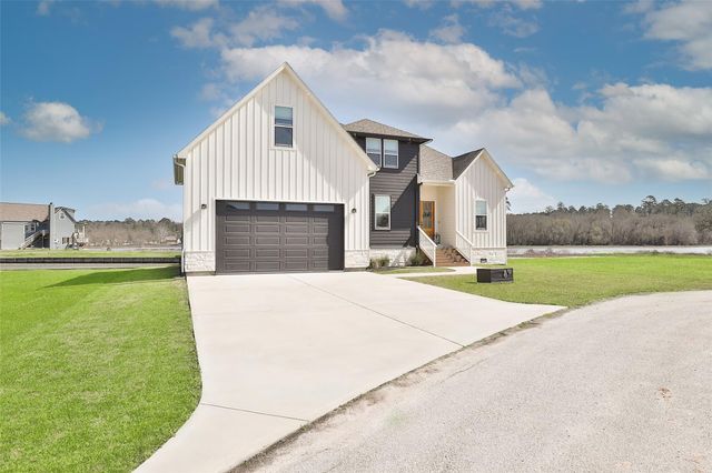 89 Cypress Bend, Huntsville, TX 77340