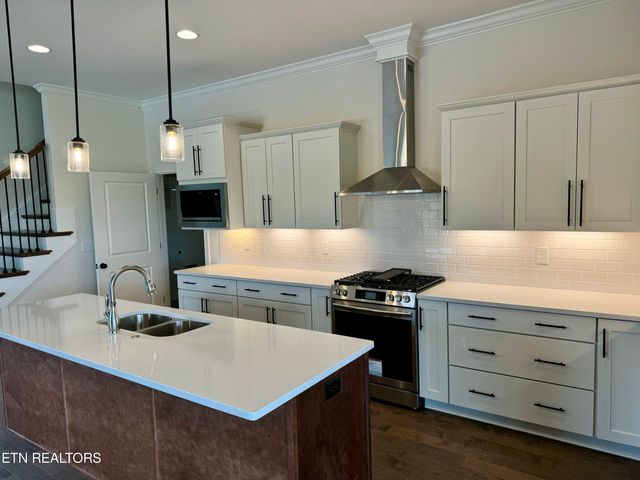2123 Lantern Park Lane, Knoxville, TN 37932
