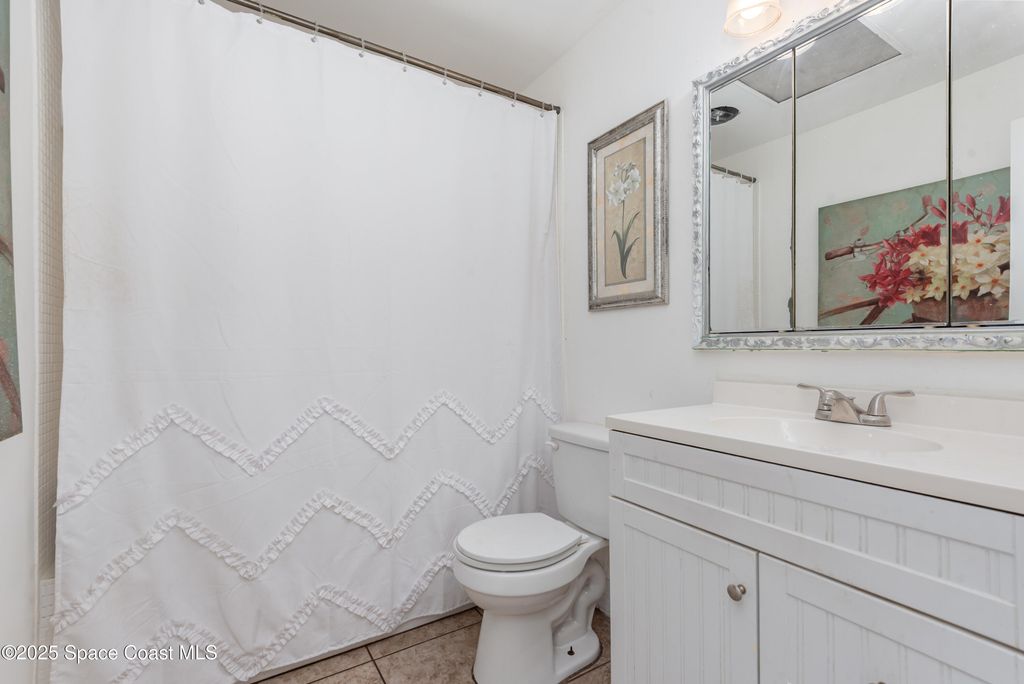 Image 19 of property listing at 15 Skyline Boulevard, Merritt Island, FL 32953