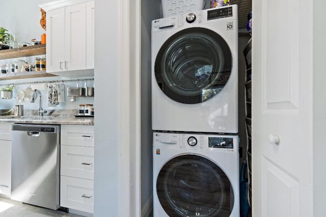 310 SE Denver Avenue 2, Stuart, FL 34994