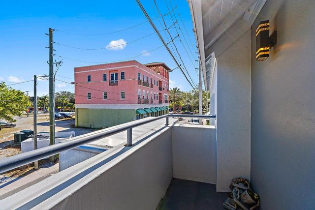 310 SE Denver Avenue 2, Stuart, FL 34994