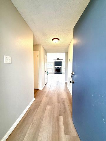 12071 Plumbrook Drive, Houston, TX 77099