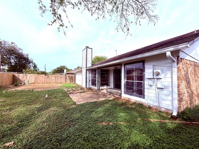 12071 Plumbrook Drive, Houston, TX 77099