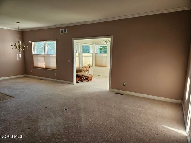 7008 Longwater Drive, Maumee, OH 43537