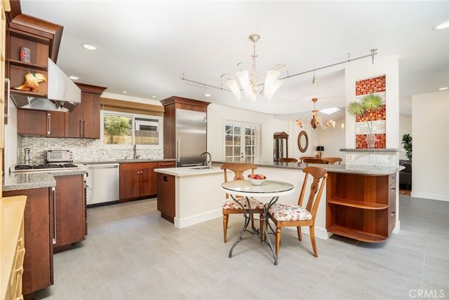 6381 Myrtle, Huntington Beach, CA 92647