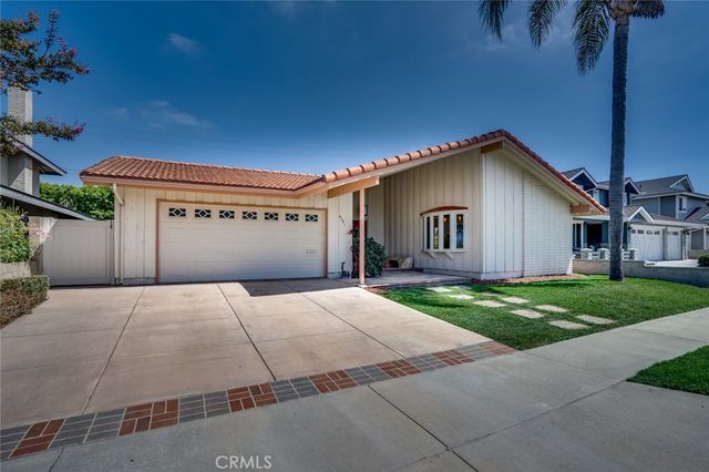 6381 Myrtle, Huntington Beach, CA 92647