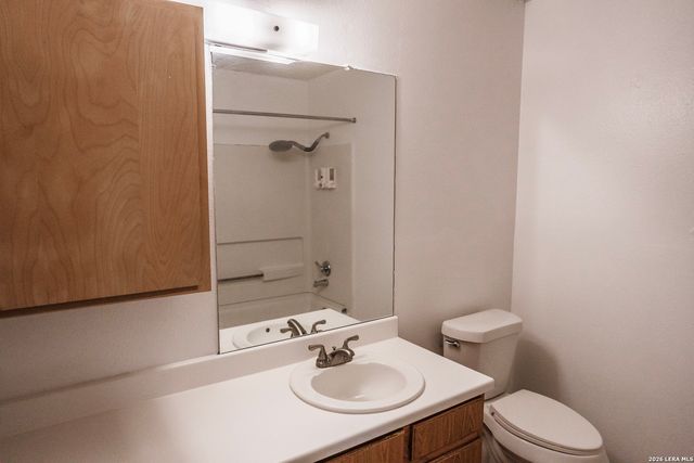 879 Fillmore, San Antonio, TX 78245