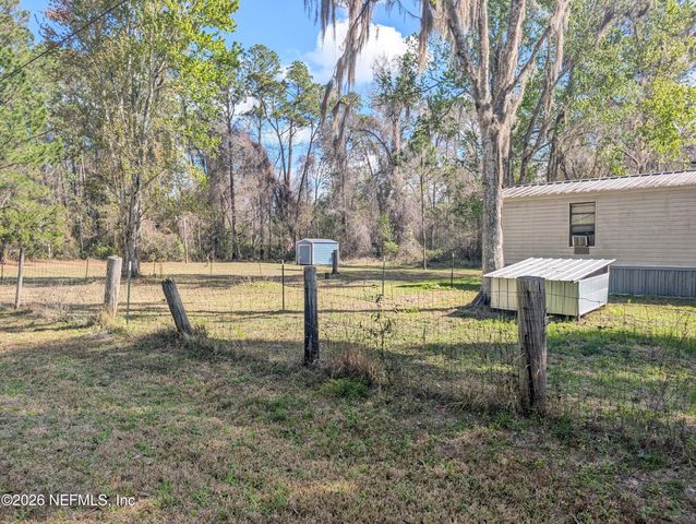 114 DURDEN Road, Interlachen, FL 32148