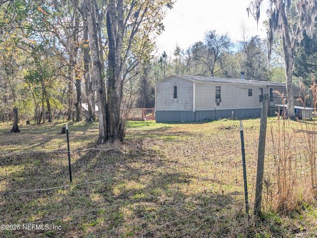 114 DURDEN Road, Interlachen, FL 32148