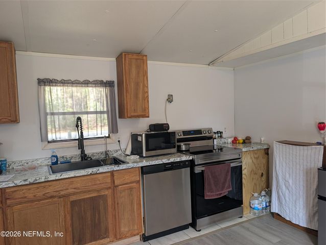 114 DURDEN Road, Interlachen, FL 32148