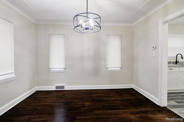 15375 Winthrop Street, Detroit, MI 48227