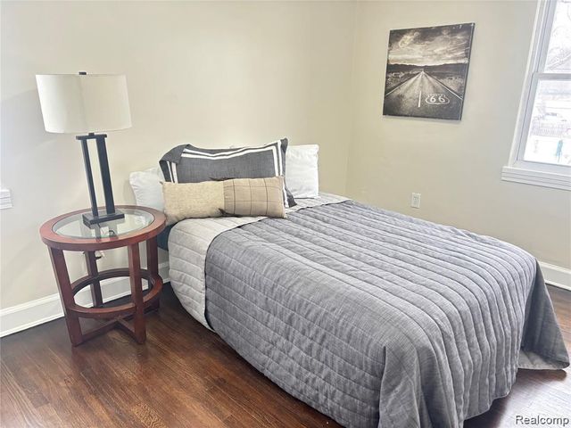 15375 Winthrop Street, Detroit, MI 48227