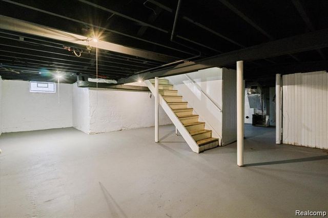 15375 Winthrop Street, Detroit, MI 48227