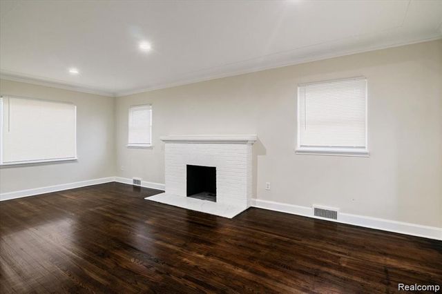 15375 Winthrop Street, Detroit, MI 48227